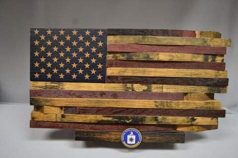 Flag Wood USA Logo Red Wine